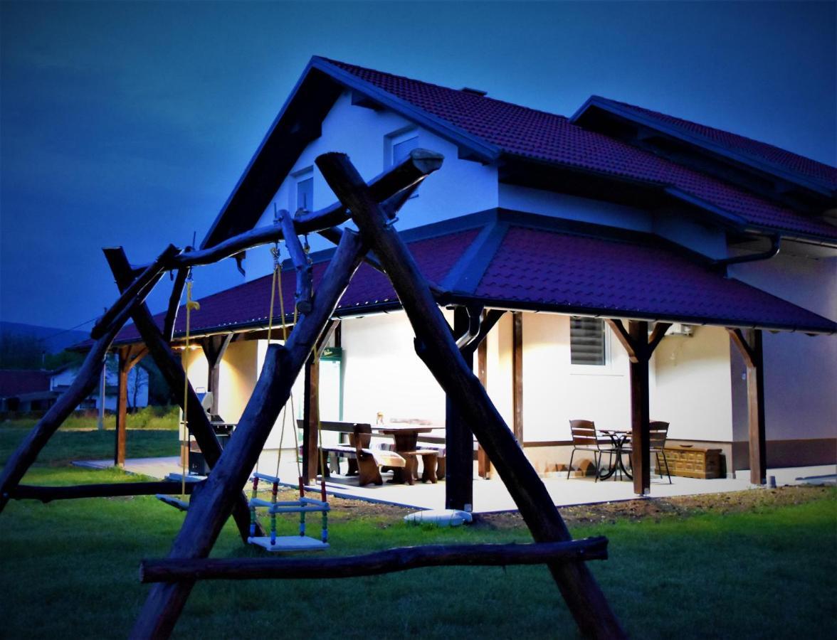 Guest House Tonka Otočac Exterior foto